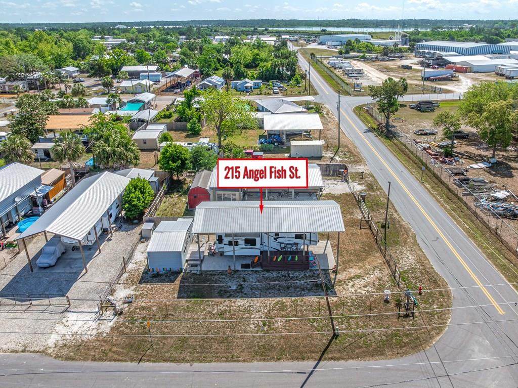 215 Angel Fish St - Photo 1