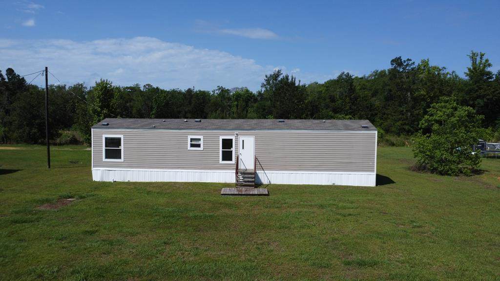 787 Hwy 71 N - Photo 1