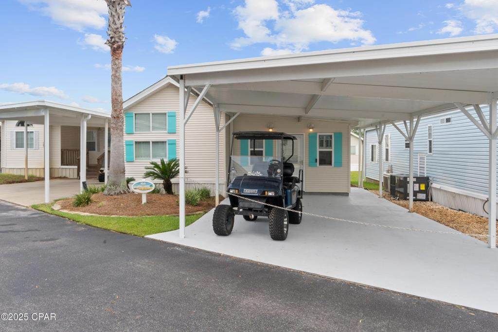 1219 Thomas Dr - Photo 1