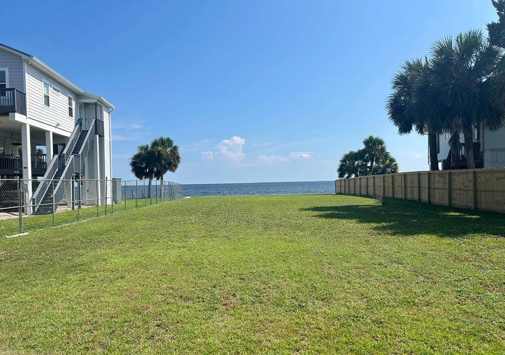 1643 Shell Point Rd - Photo 1