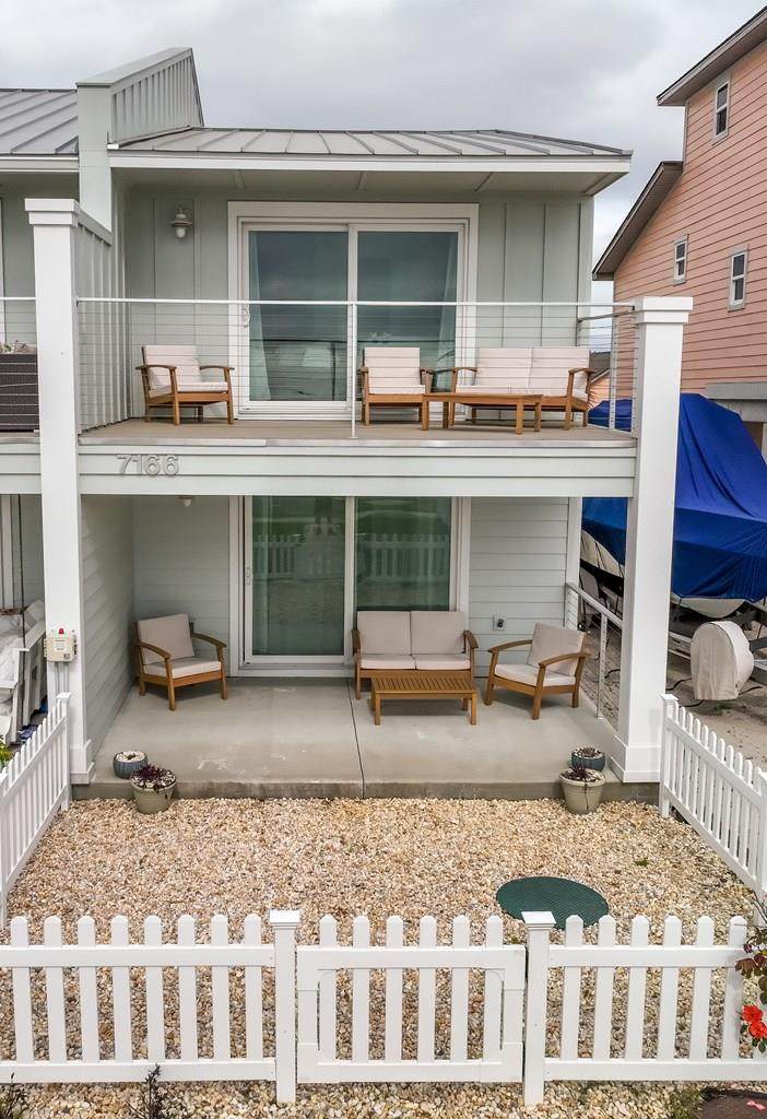 7166 Hwy 98 W - Photo 1
