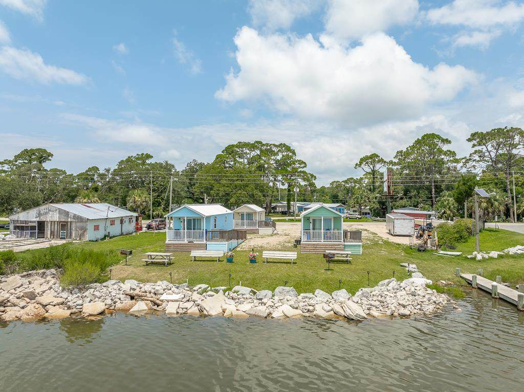 332 Patton Dr - Photo 1