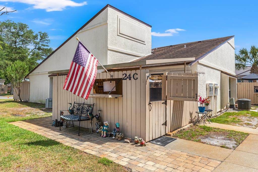 17462 Front Beach Rd - Photo 1