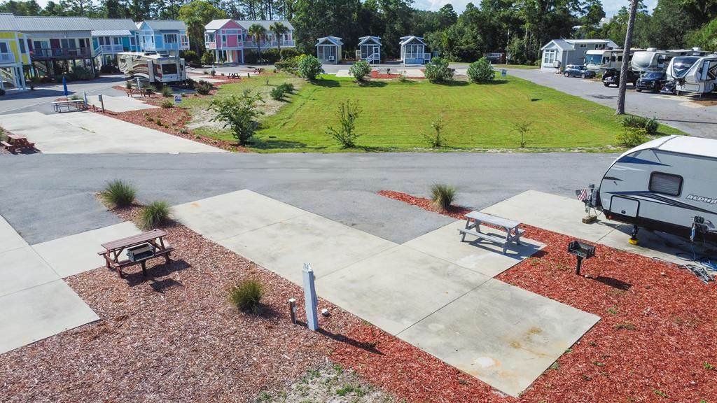 114 Haven Ct - Photo 1