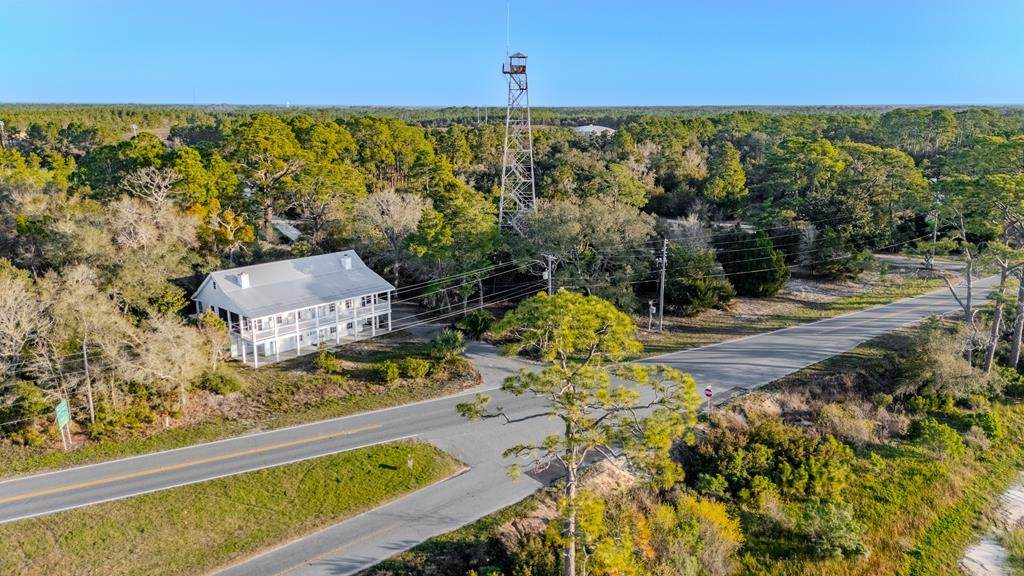 1617 Hwy 98 E - Photo 1