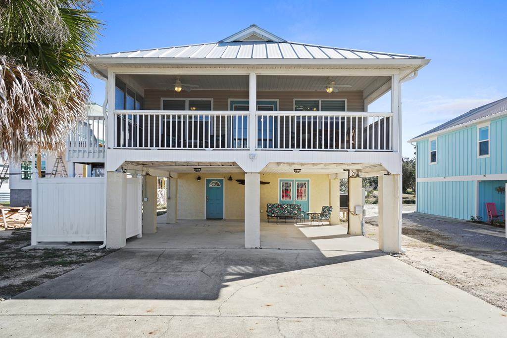 136 Selma St - Photo 1