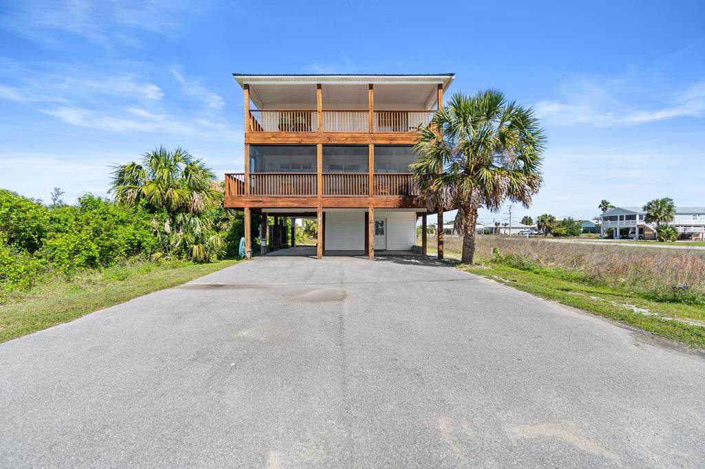 141 Pineda St - Photo 1