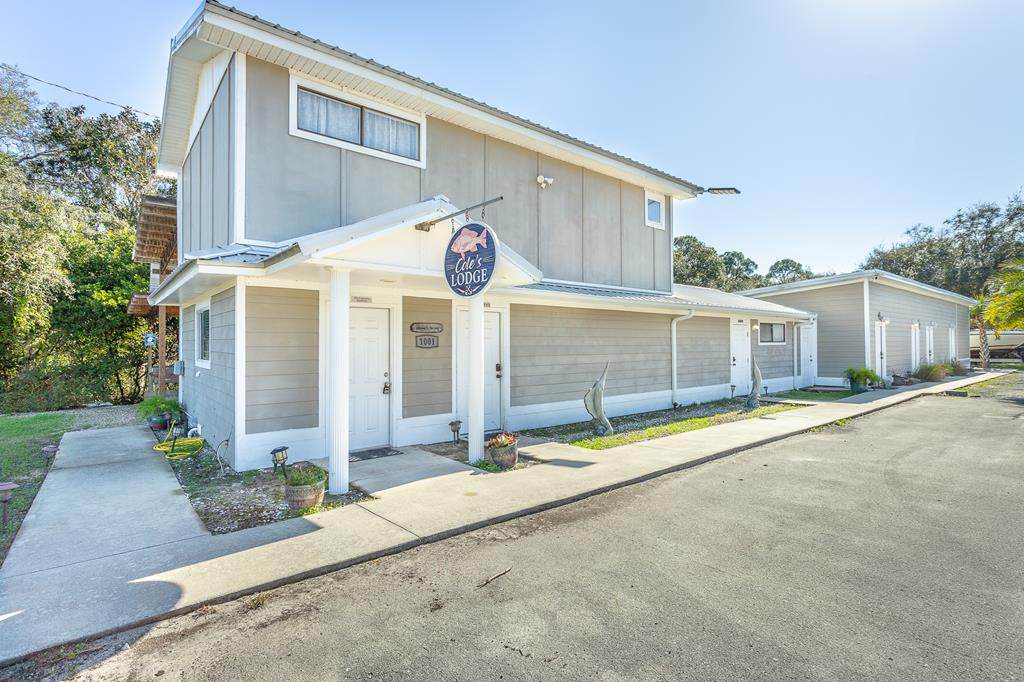 1001 Hwy 98 E - Photo 1