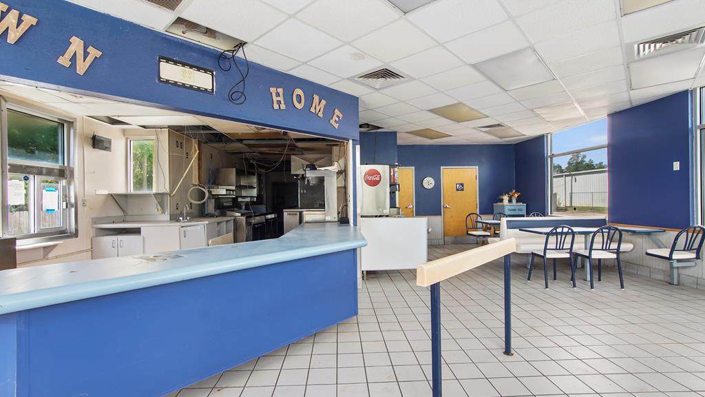 20077 Central Ave - Photo 1