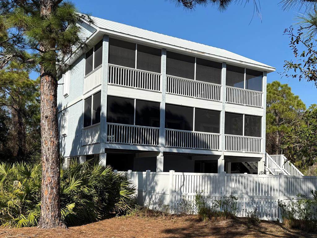 1800 Denise Ct E - Photo 1