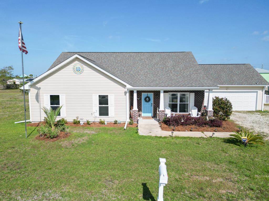 415 Texas Dr - Photo 1