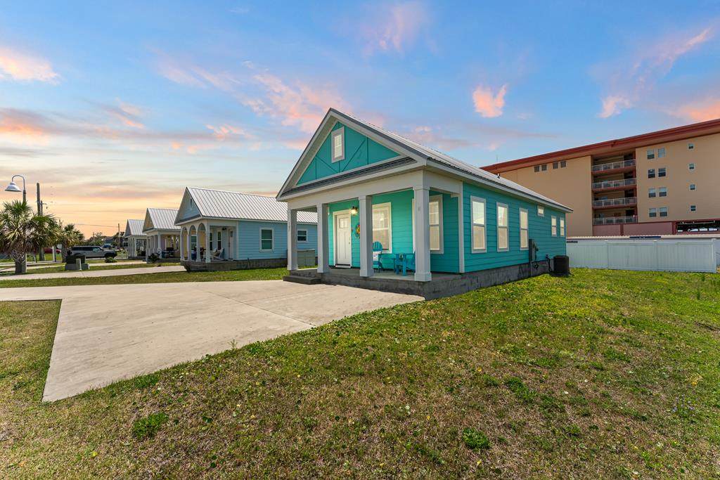 107 Ocean View Dr - Photo 1