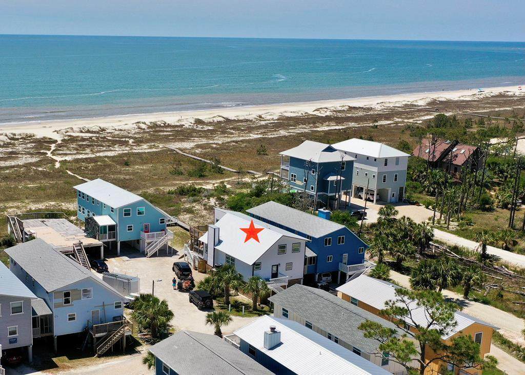 138 Cape Dunes Dr - Photo 1