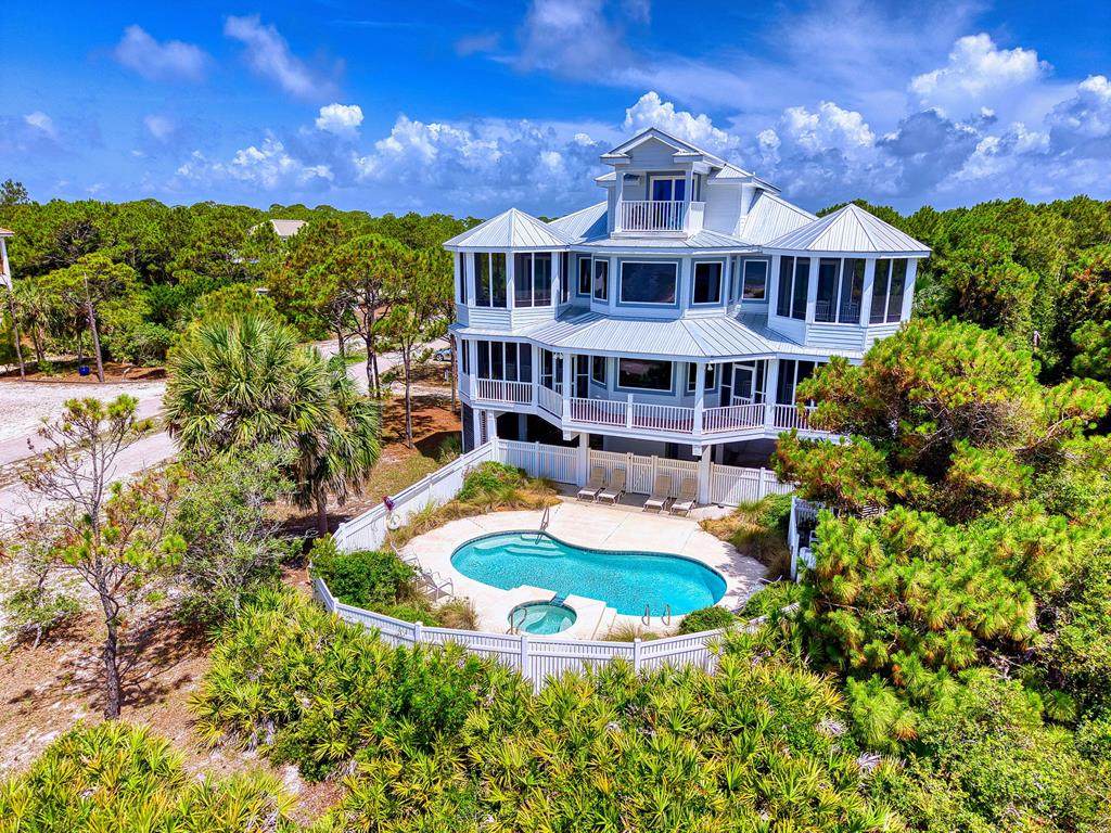 2124 Dolphin Dr - Photo 1