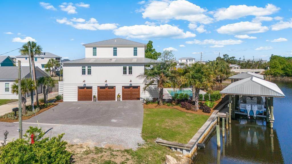 209 Water Dr - Photo 1