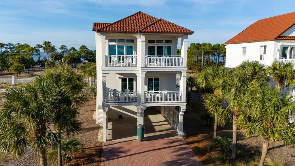 1824 Sunset Dr - Photo 1