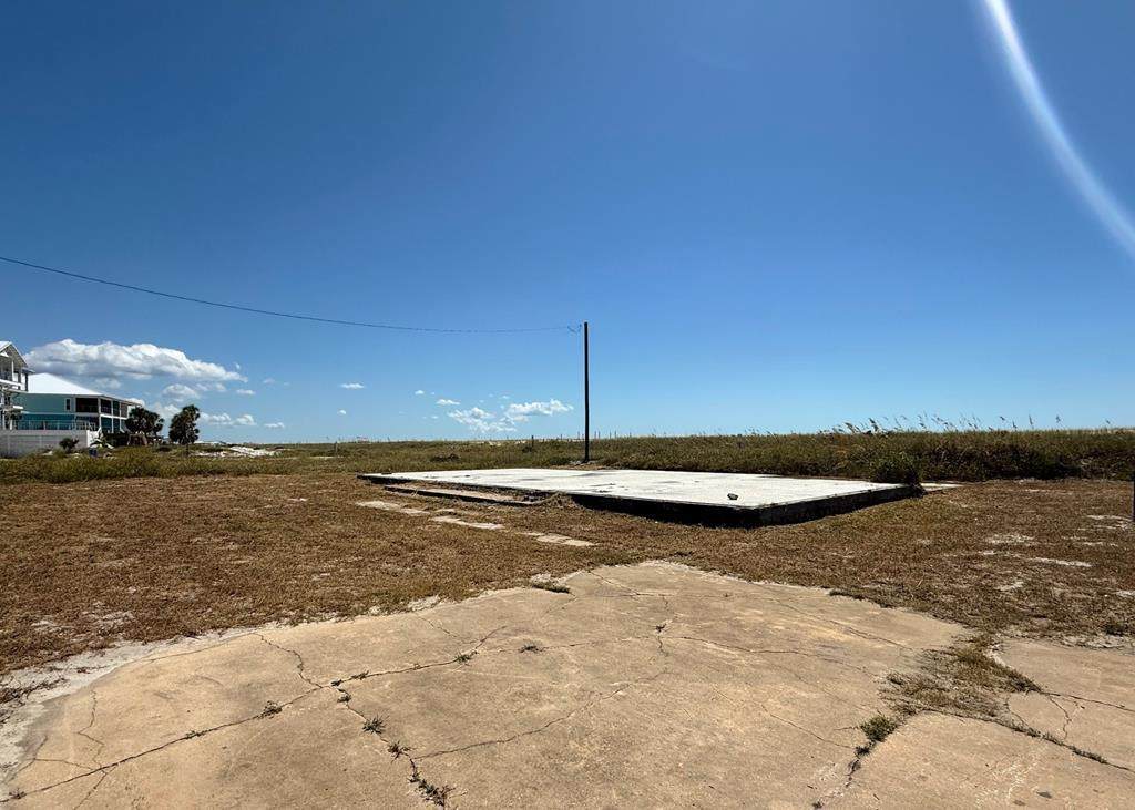 133 Miramar Dr - Photo 1