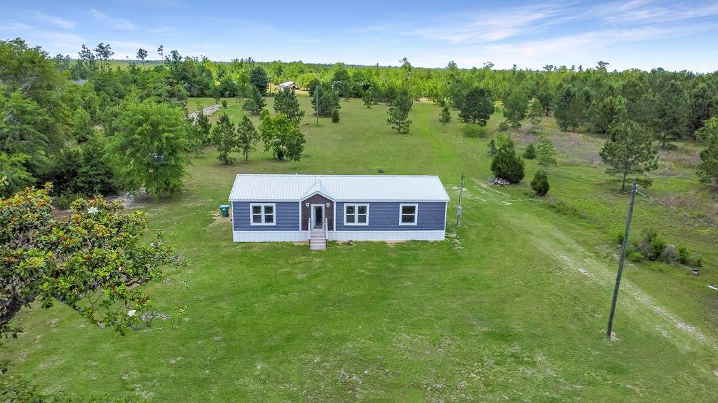 10330 Sw C D Dawsey Rd - Photo 1