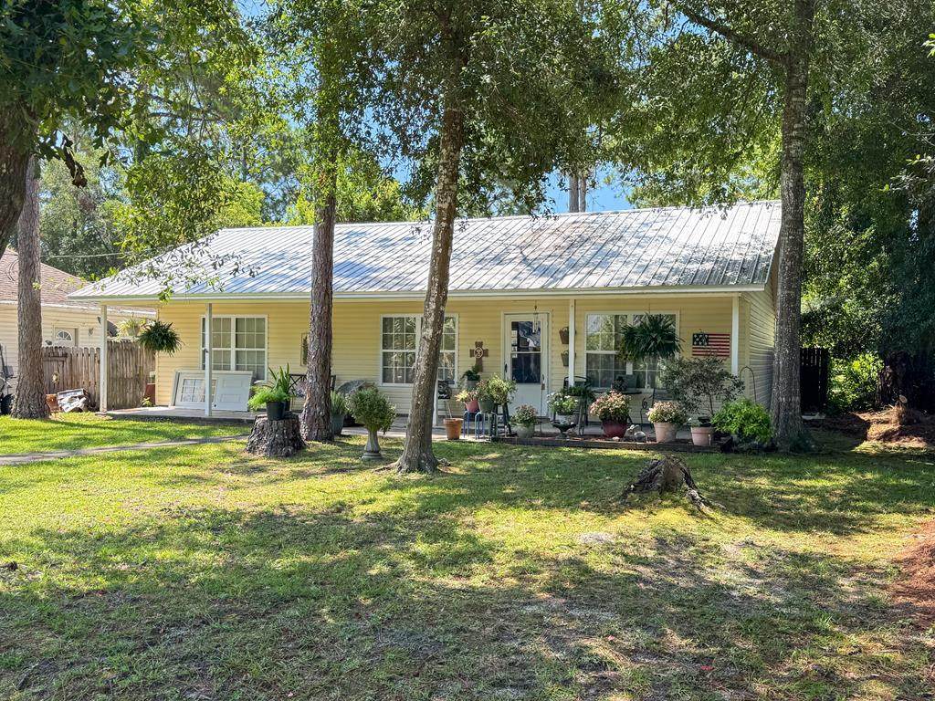 318 Earl King St - Photo 1