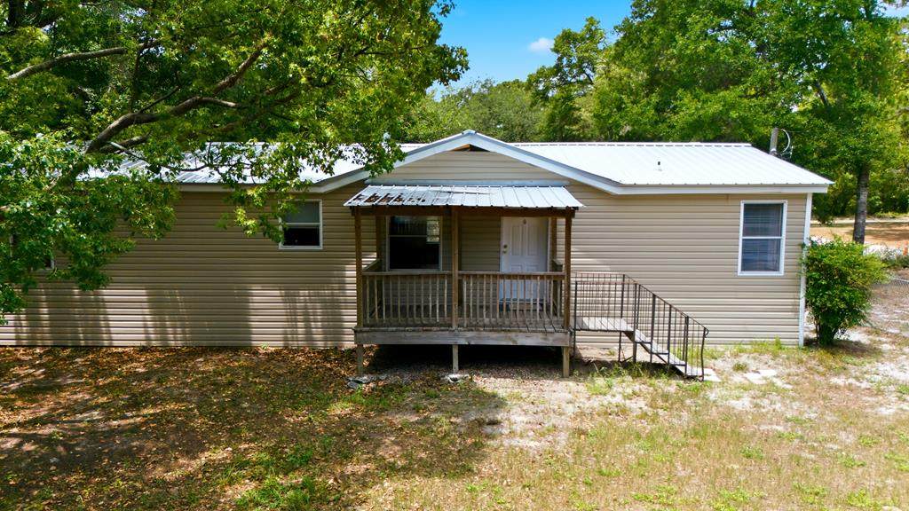 27 Chehaw St - Photo 1