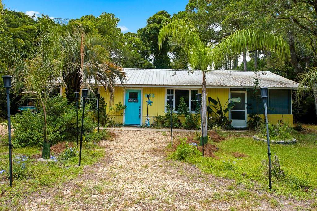 825 W Pine Ave - Photo 1