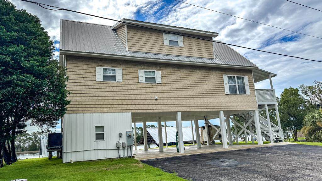 331 River Rd - Photo 1