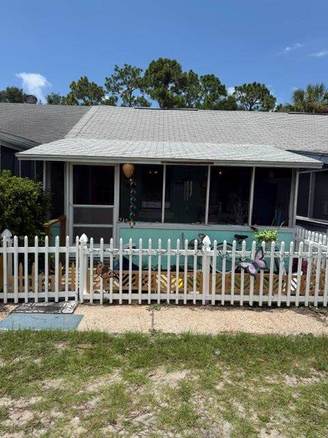 24 Pine St - Photo 1