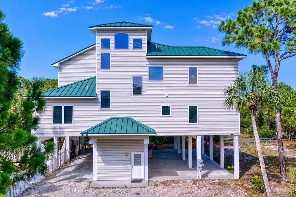 1812 Suzie Ct - Photo 1
