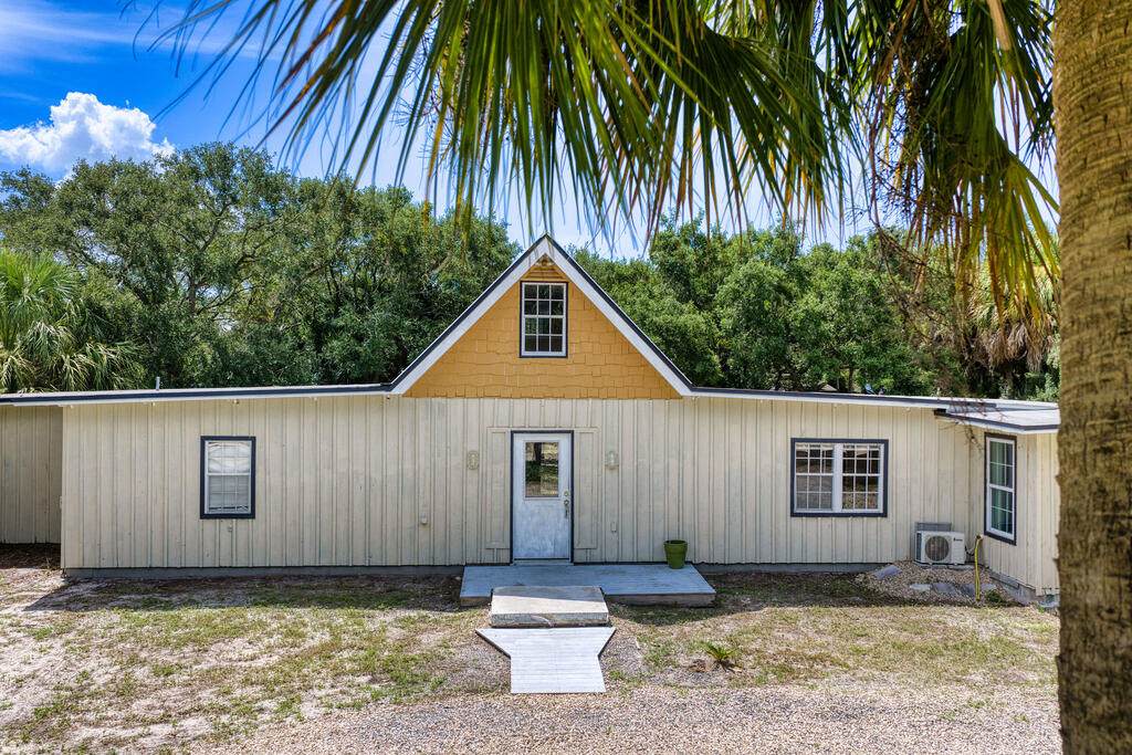 316 W Pine Ave - Photo 1