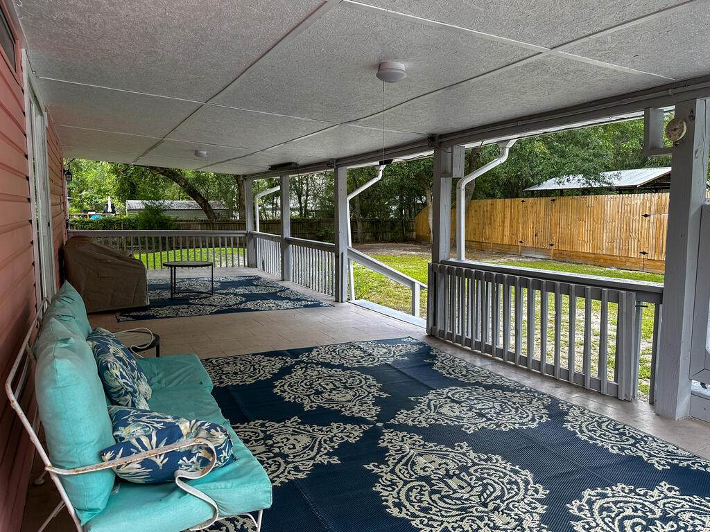 92 Koch St - Photo 1