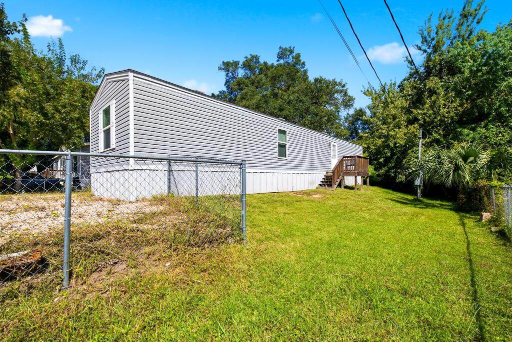 269 24th Ave - Photo 1