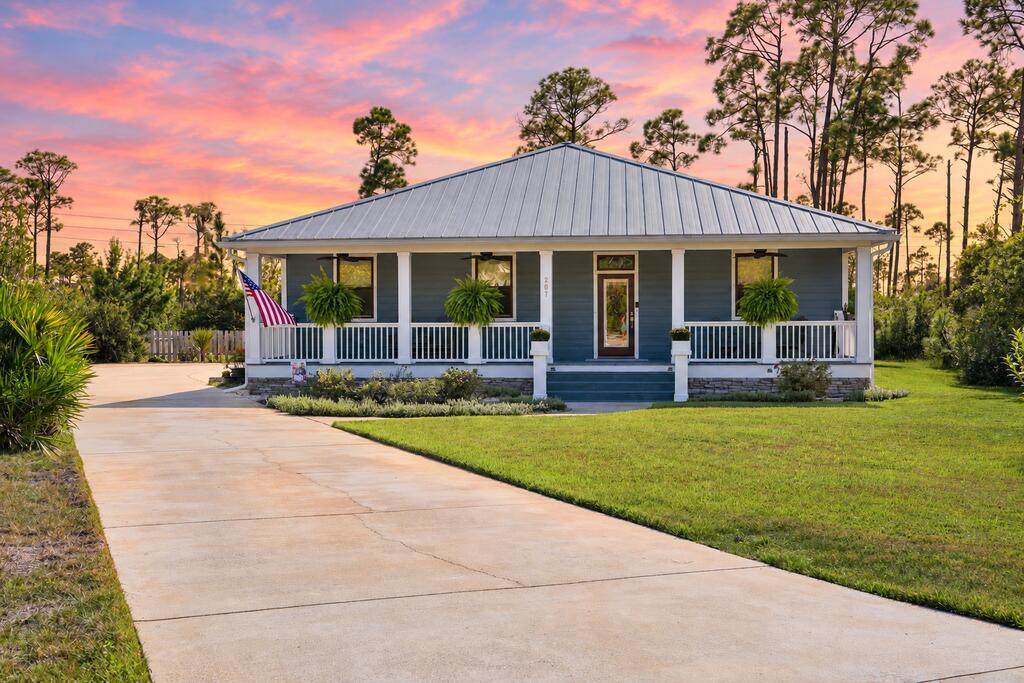 207 Stingray Ln - Photo 1