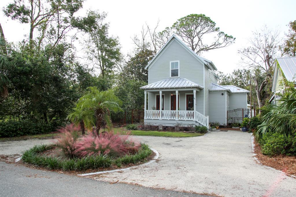 50 7TH STREET - Photo 1