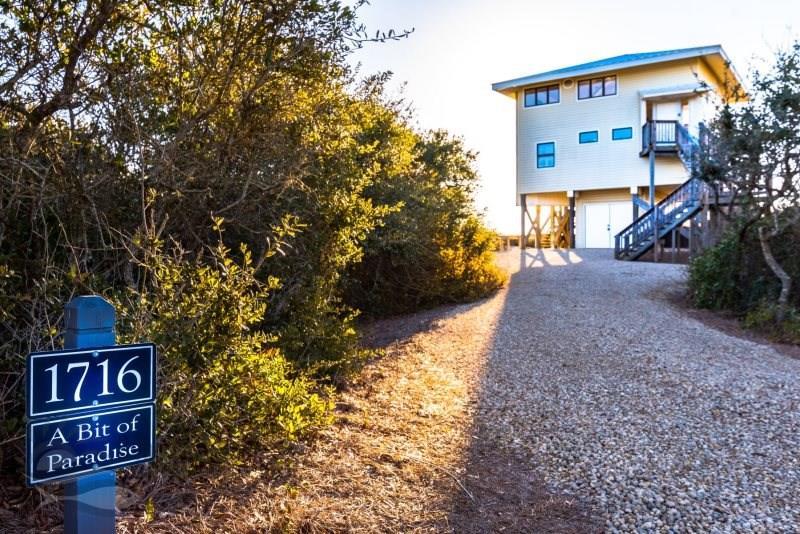 1716 Jasmine Way - Photo 1