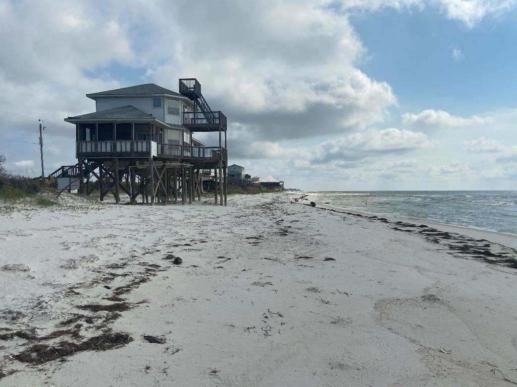 862 Gulf Shore Dr - Photo 1