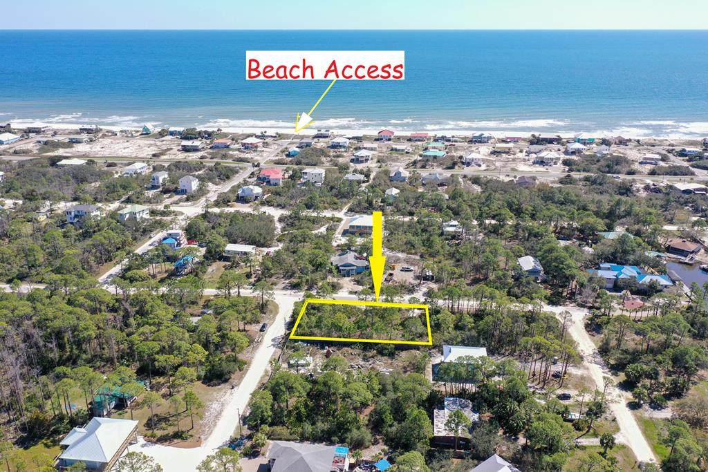 725 W Bayshore Dr - Photo 1