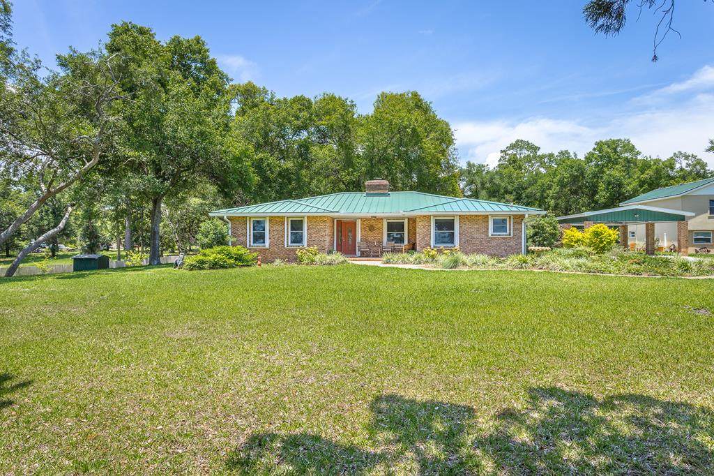 1102 Gulf Ave - Photo 1