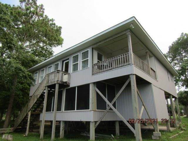 2532 Hwy 98 E - Photo 1