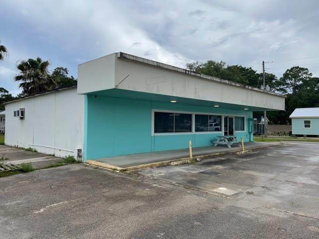 415 Hwy 98 - Photo 1