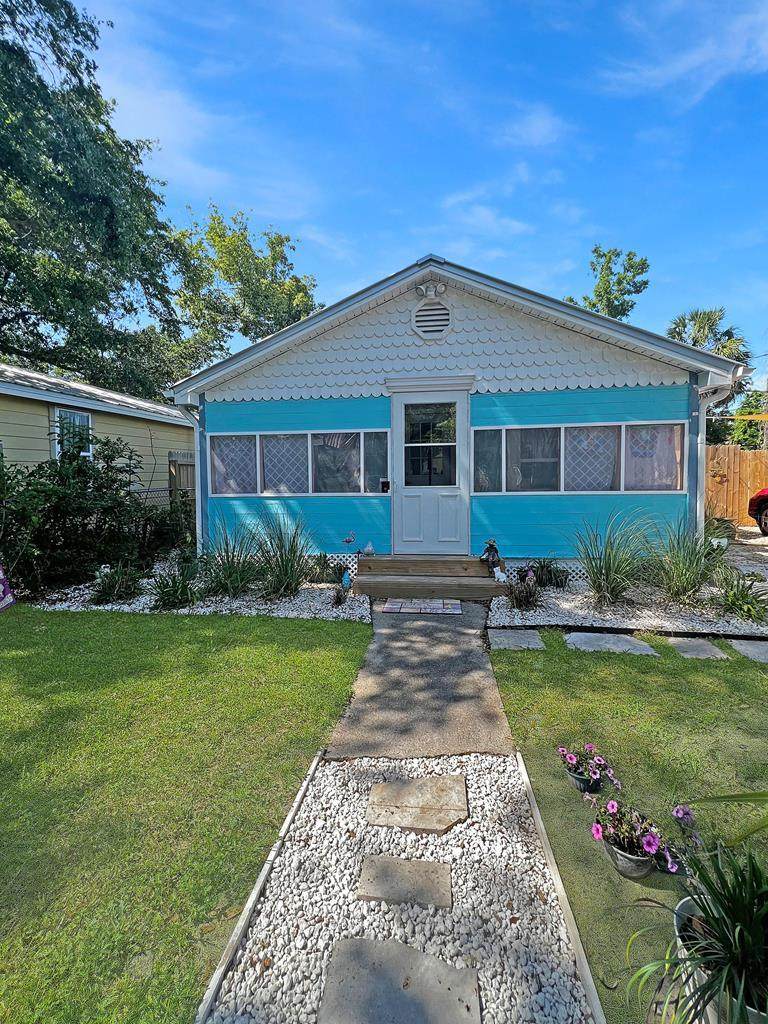 539 Duval St - Photo 1