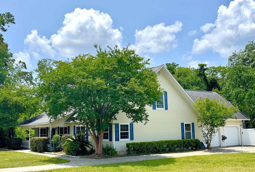 2000 Marvin Ave - Photo 1