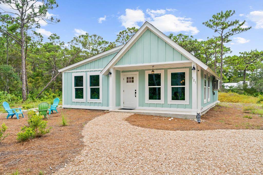 121 Cedar St - Photo 1