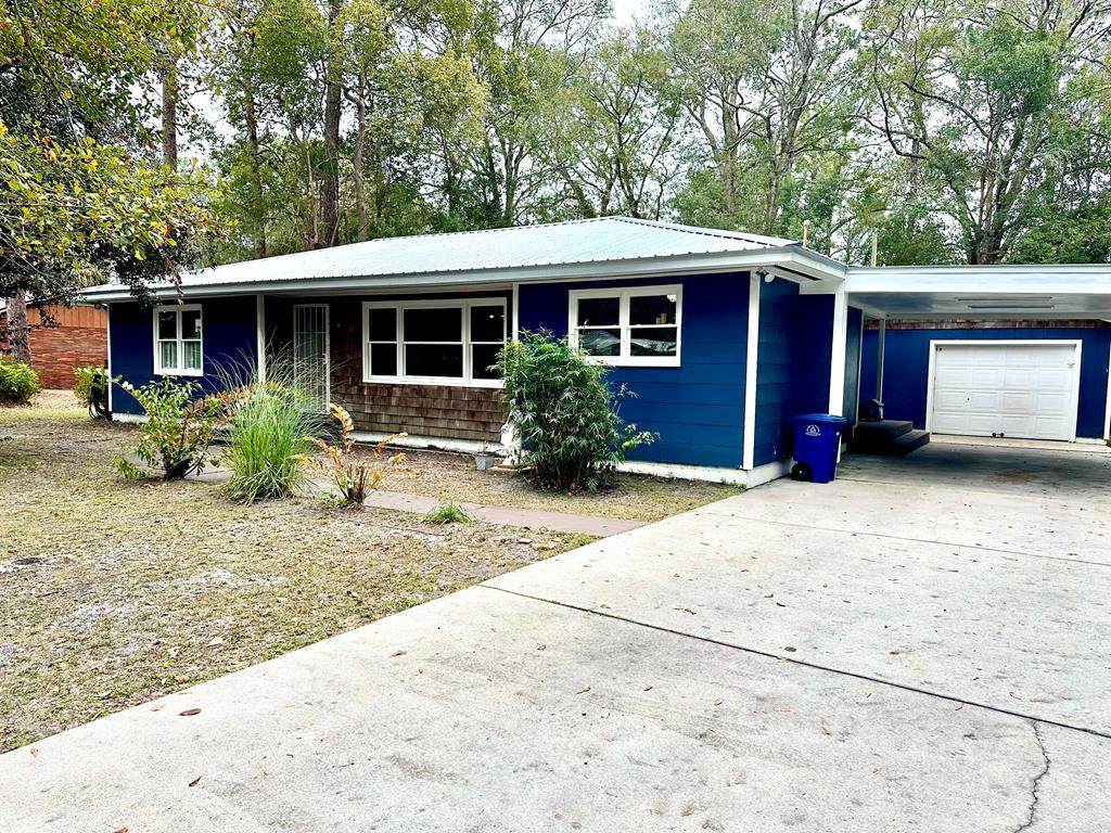 16 Adams St - Photo 1