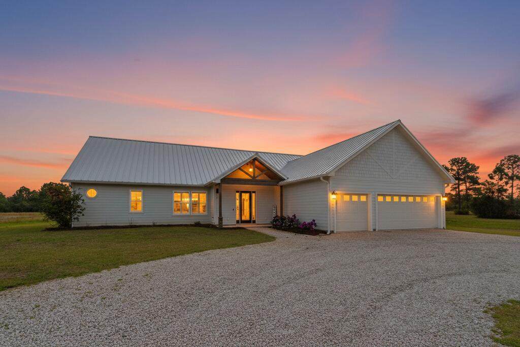 298 Plantation Dr - Photo 1