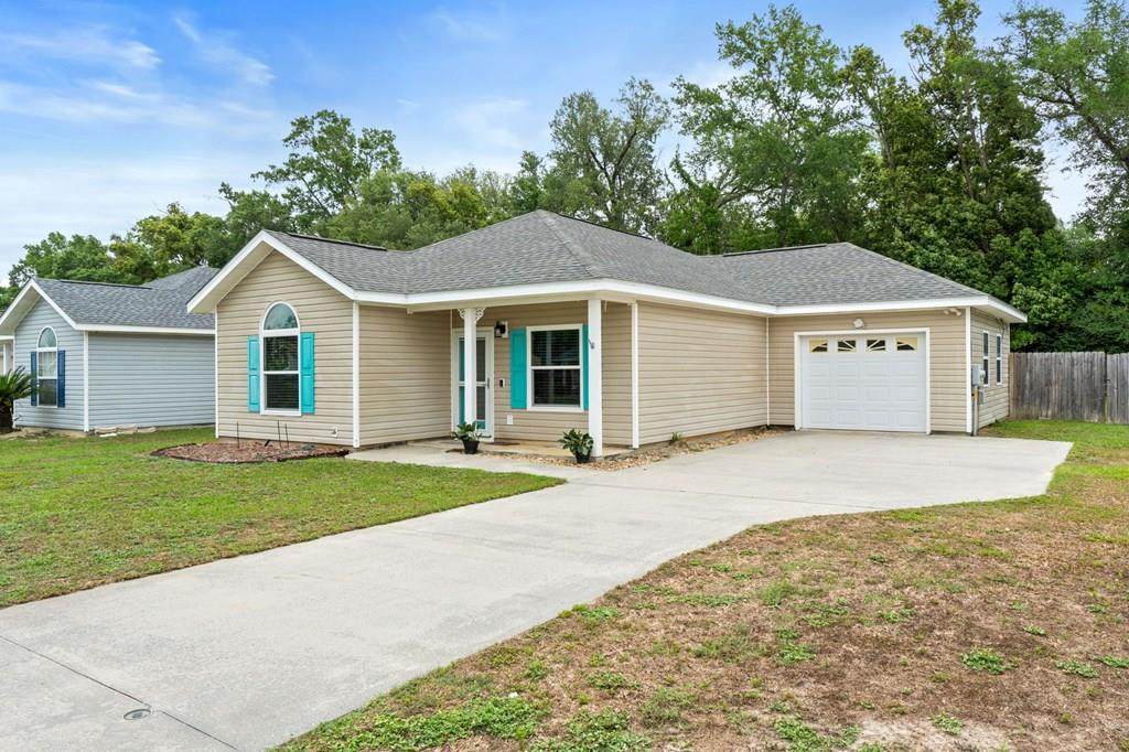 242 Abby Dr - Photo 1