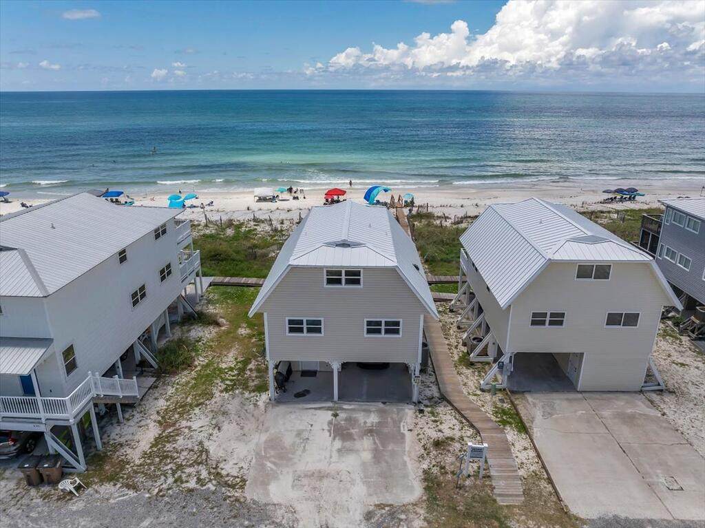 4491 Surfside Ln - Photo 1
