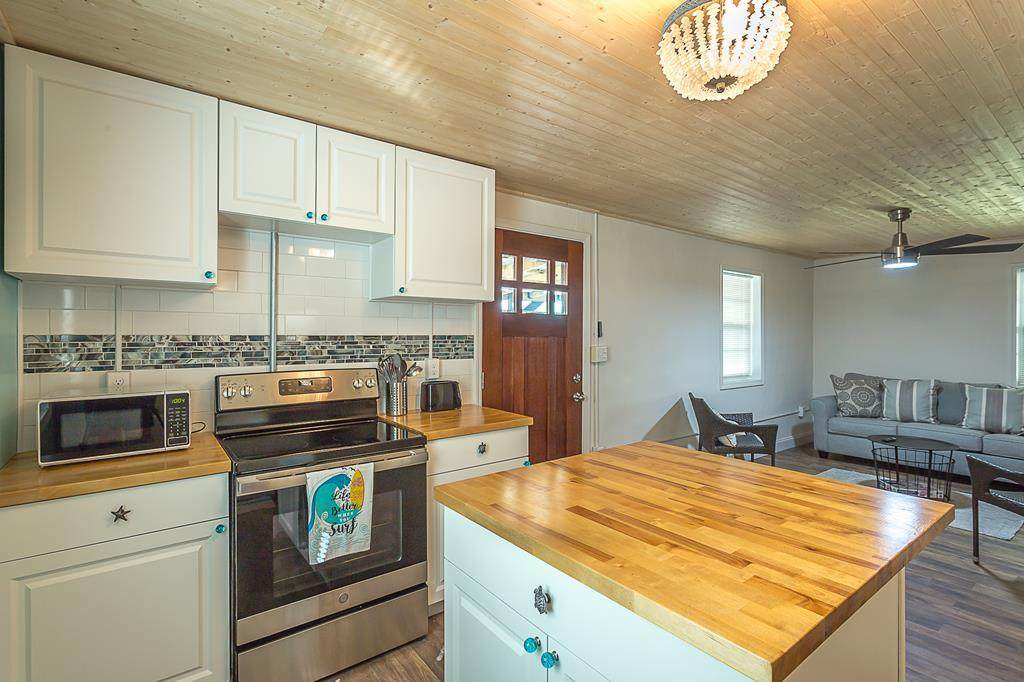 27-1 Parker Ave - Photo 1