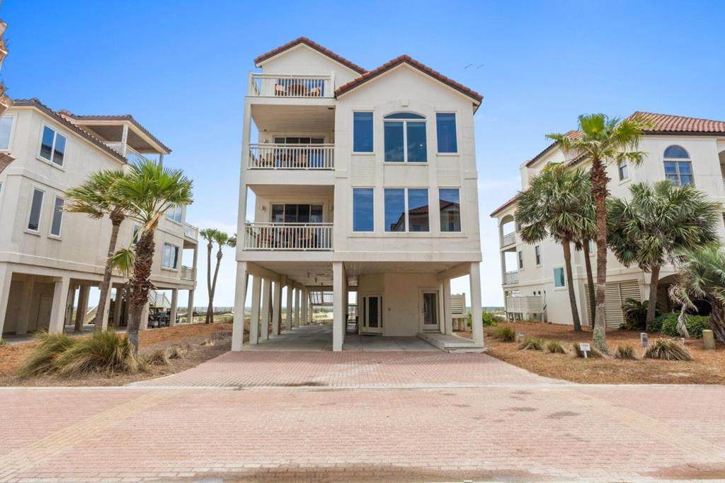 1880 Sunset Dr - Photo 1