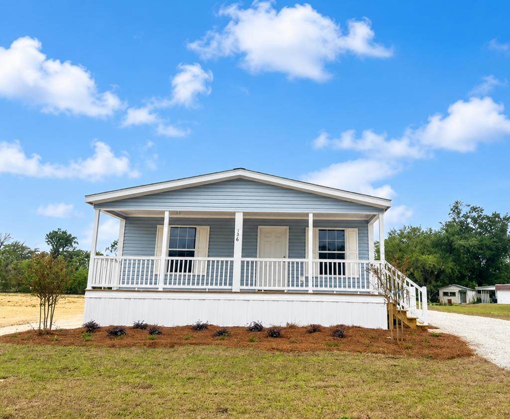 136 Meadow Ln - Photo 1