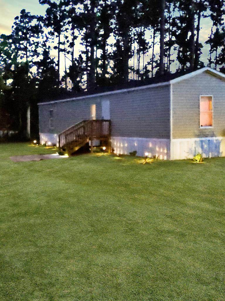138 Maple Ave - Photo 1